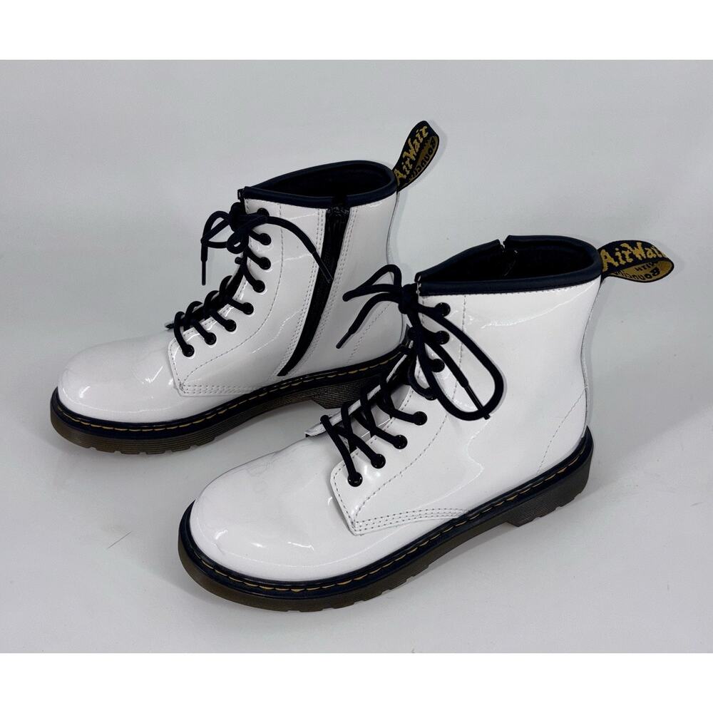 Dr Martens Doc Patent Leather Combat Boots White Size Youth Girl 5 Grunge‎ Boho